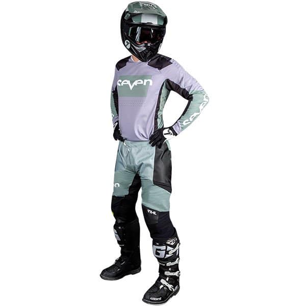 חליפת רכיבה סבן ירוק Seven Rival Division