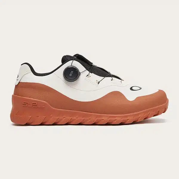 נעליים לרכיבת אופניים נעלי רכיבת אופני שטח אוקלי כתום Oakley Koya RC Boa