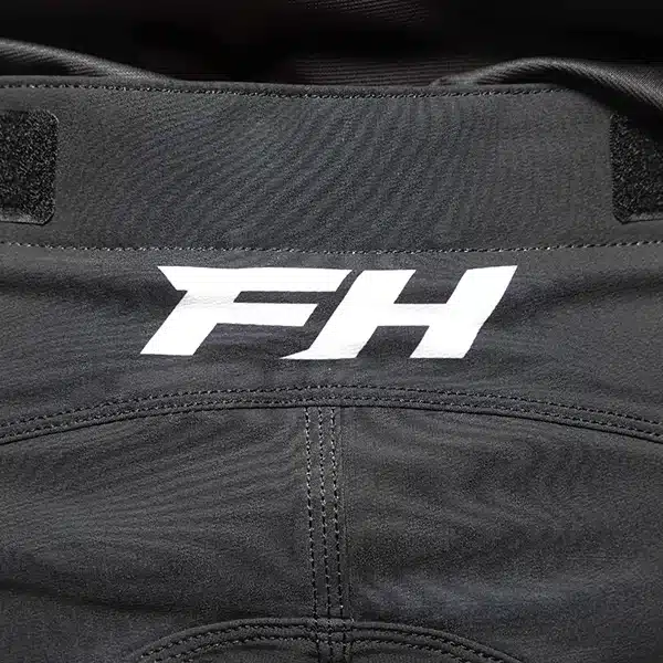 מכנס רכיבה שחור/לבן Fasthouse Helix Podium