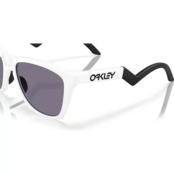 משקפי שמש OAKLEY FORGSKINS HYBRID MATTE WHITE PRIZM GREY