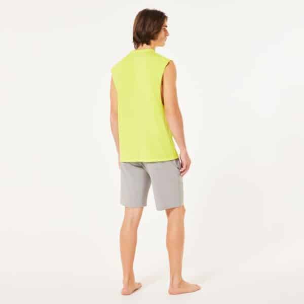 מכנס קצר אוקלי אפור Oakley Baseline Hybrid 21 דוגמן מאחורה