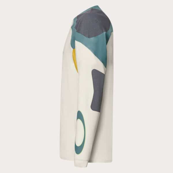 חולצת רכיבה ארוכה בז' OAKLEY SEEKER EDGE LS JERSEY על הצד