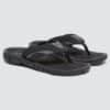 כפכפים אוקלי שחור OAKLEY O COIL SANDAL זוג מקדימה פונה ימינה על הצד