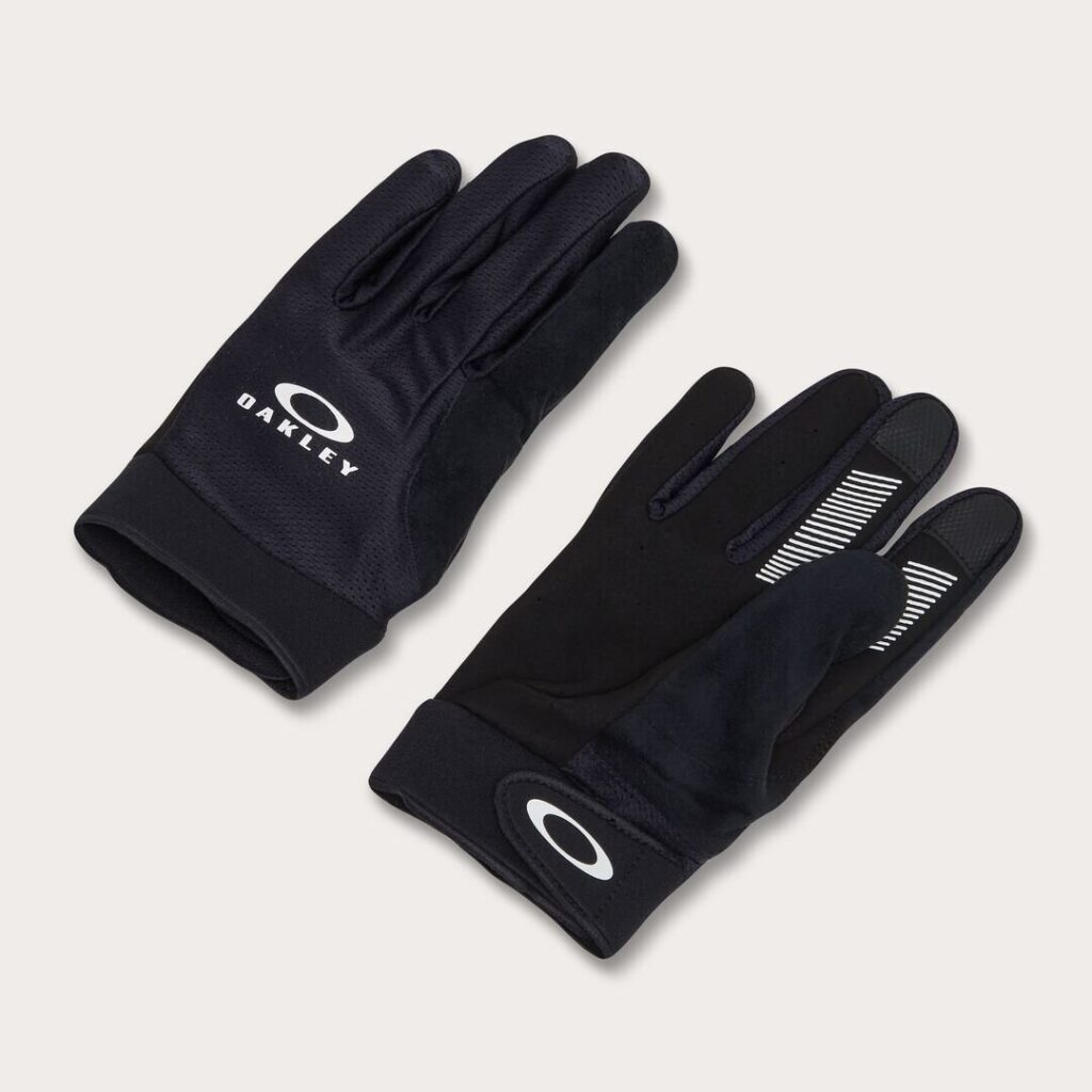 כפפות רכיבה אוקלי שחור/לבן OAKLEY ALL MOUNTAIN MTB GLOVE שני הכיוונים