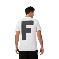 חולצת Fox Big F SS Prem Tee מבט קדמי תקריב על לוגו Fox “F” גדול בחזית מבט צד על גזרת Regular Fit מבט אחורי על חולצת Fox Racing