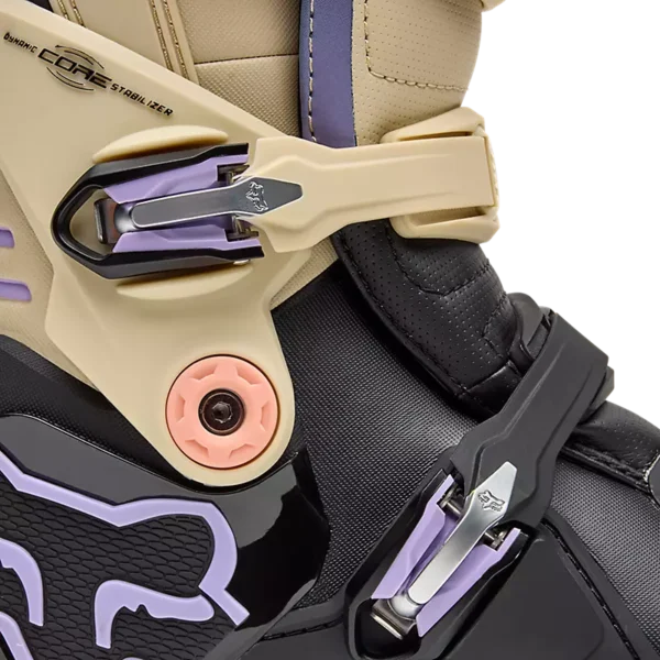 מגפי רכיבה פוקס מושן חום – FOX RACING MOTION HELLO FUTURE BOOT תקריב אבזם