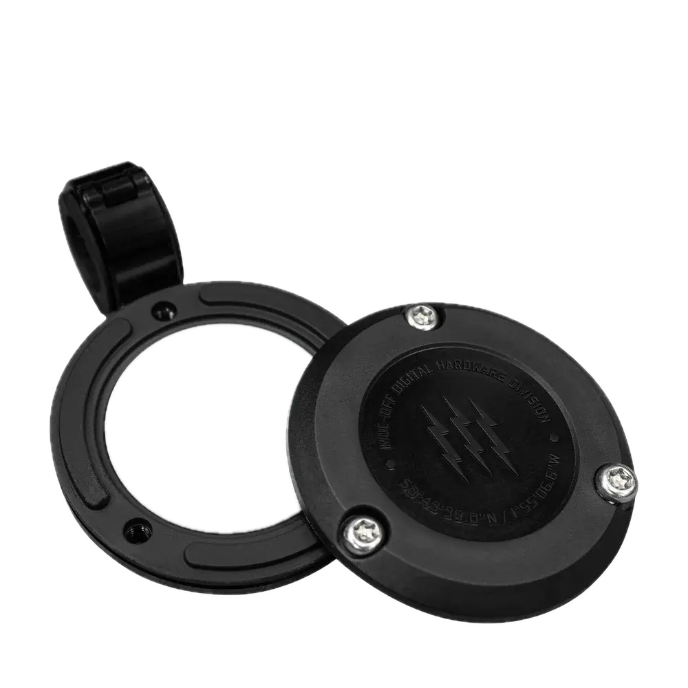 מתקן אחיזה מוסתר לאייר-טאג MUC-OFF – מתאים לאופנועים ואופניים, התקנה דיסקרטית ובטוחה מבט פתוח