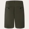 OAKLEY Utility Chino Short מכנס אוקלי מאחורה