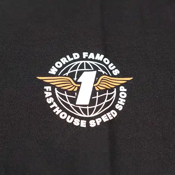 חולצת טי קצרה פסטהאוס שחור – Fasthouse Renown SS Tee Black לוגו מקדימה מקרוב