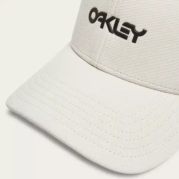 OAKLEY 6 Panel Stretch Metallic Hat כובע אוקלי צד שמואל