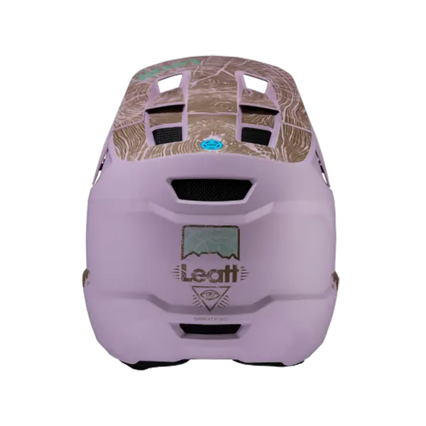 קסדת LEATT Gravity 2.0 בצבע סגול בהיר – מבט אחורי עם פתחי אוורור אחוריים וסמל המותג