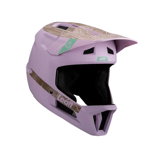 קסדת LEATT Gravity 2.0 סגולה – מבט אלכסוני ימני עם הדגשת פתחי האוורור ועיצוב גרפי בצד