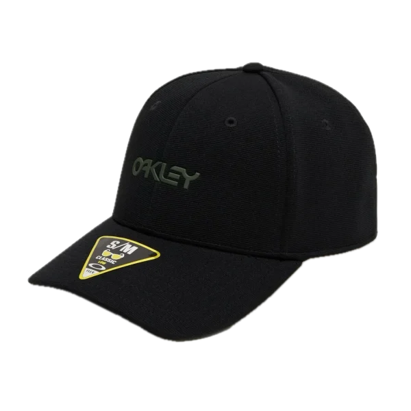כובע OAKLEY 6 Panel Stretch Metallic Hat מבט קדמי תקריב על לוגו Ellipse מתכתי מוברש של Oakley מבט צד על גזרת 6 הפאנלים והבד הגמיש מבט אחורי על פס הספיגה הפנימי של הכובע Oakley