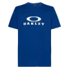 חולצת Oakley O Bark 2.0 Tee מבט קדמי תקריב על לוגו Oakley Bark בחזה מבט צד על חולצת Oakley O Bark 2.0 מבט אחורי על חולצת Oakley בגזרה Regular Fit