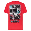 חולצת Oakley Crashing Wave Surf Tee מבט קדמי תקריב על ההדפס הגרפי של הגל ולוגו Oakley מבט צד על חולצת Oakley Crashing Wave Surf מבט אחורי על חולצת Oakley בגזרה Regular Fit