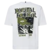 חולצת Oakley Futurescape Powder Tee מבט קדמי תקריב על ההדפס הגרפי בחזית מבט צד על חולצת Oakley Futurescape Powder מבט אחורי על חולצת Oakley בגזרה Boxy Fit