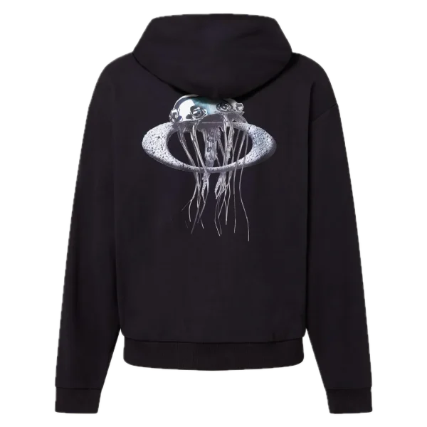 חולצת Oakley Futurescape Iced Jelly Tee מבט קדמי תקריב על לוגו Oakley Bark בחזה מבט צד על חולצת Oakley Futurescape Iced Jelly מבט אחורי על ההדפס של מדוזת הקרח