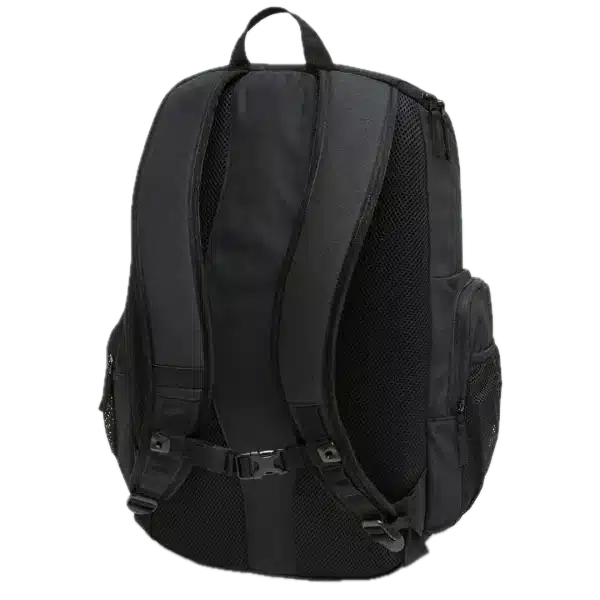 מבט צד על תיק Oakley Enduro 3.0 עם כיסים צדדיים תקריב על לוגו Oakley Ellipse בחזית מבט פנימי על תא המחשב וכיס המשקפיים הקשיח