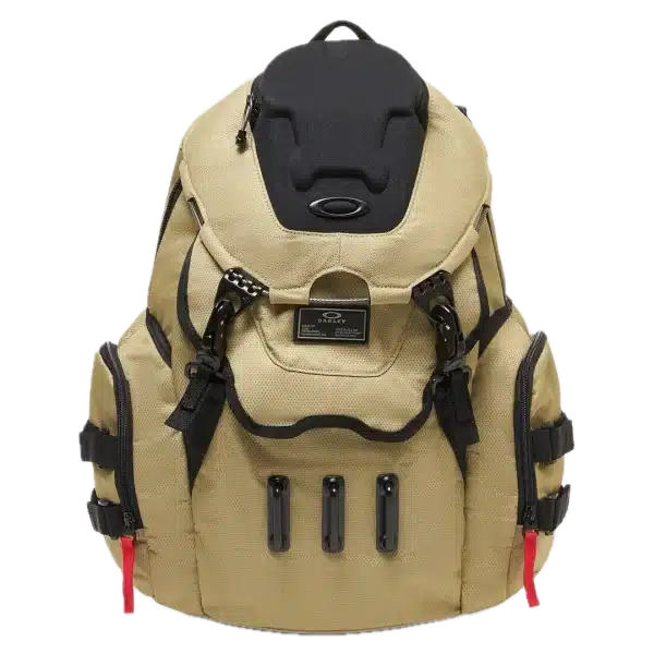 תיק Oakley Bathroom Sink RC Backpack מבט קדמי מבט צד על תיק Oakley Bathroom Sink RC עם כיסים צדדיים תקריב על לוגו Ellipse מתכתי ובד Cordura® ממוחזר מבט פנימי על תא המחשב והכיס הקשיח למשקפיים