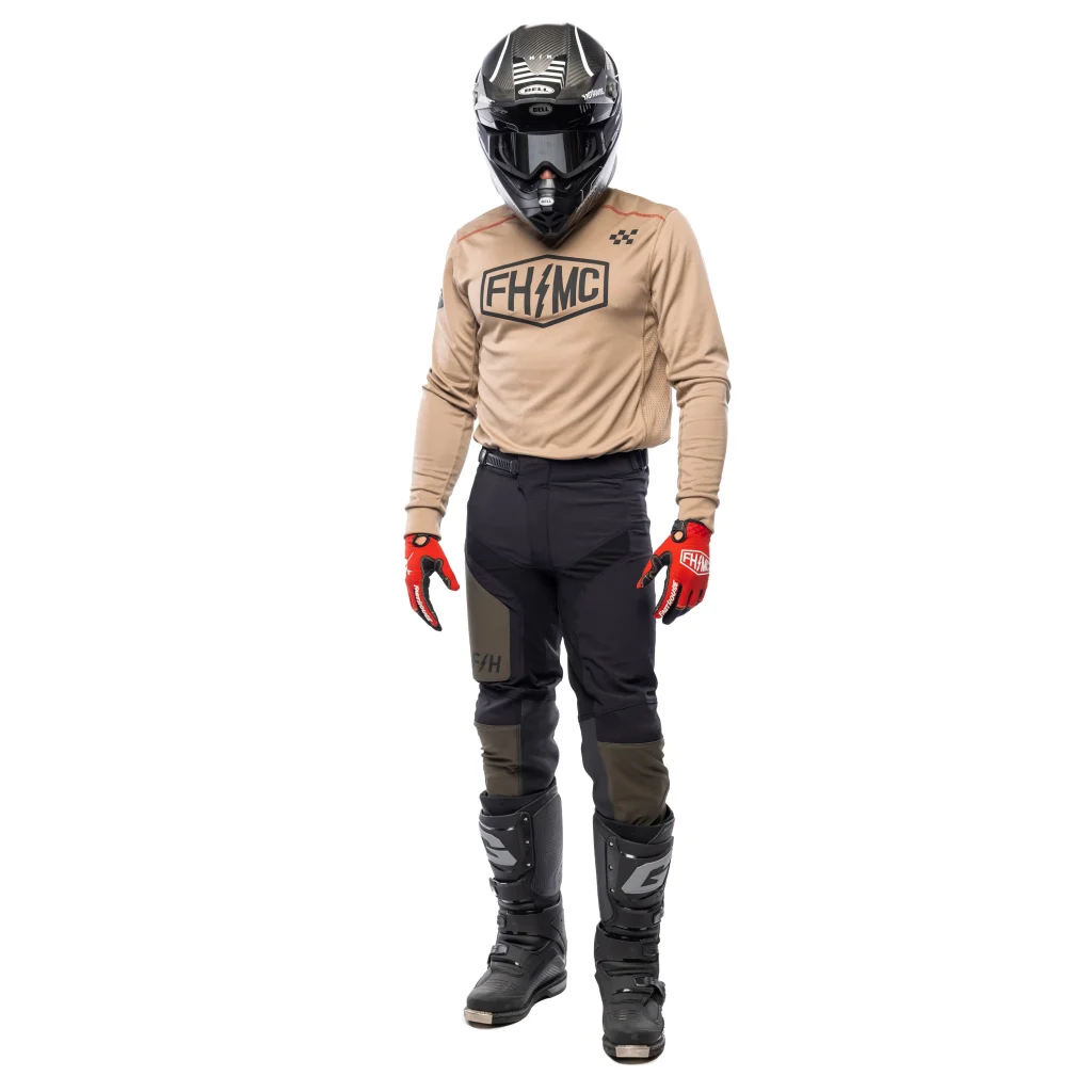 חולצת Fasthouse Sanguaro Bennet LS Jersey מבט קדמי מבט אחורי על עיצוב Bennet הקלאסי תקריב על בד Micro Mesh נושם ותפרים שטוחים לוגו Fasthouse על החזה בעיצוב Sanguaro