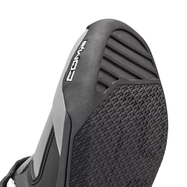 סוליית POSITAC® במגפי FOX Comp Core