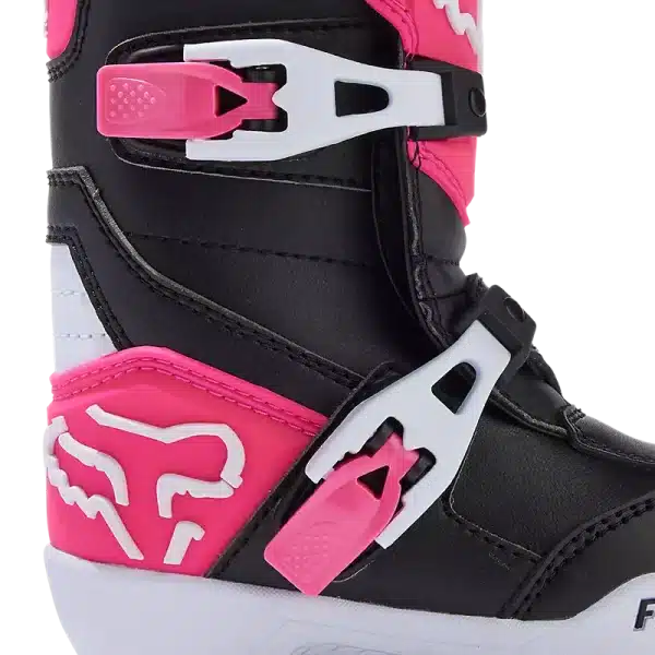 מערכת האבזמים במגפי רכיבה ילדים FOX