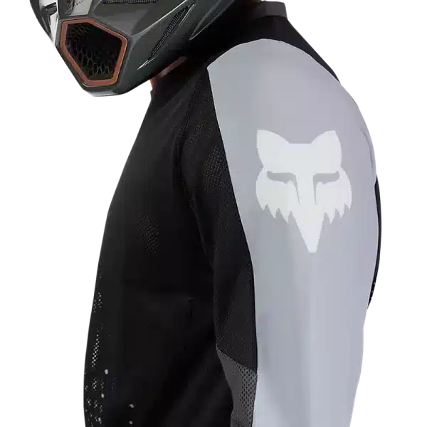חולצת רכיבה פוקס שחור – FOX Ranger Air Off Road Jersey תקריב שרוול