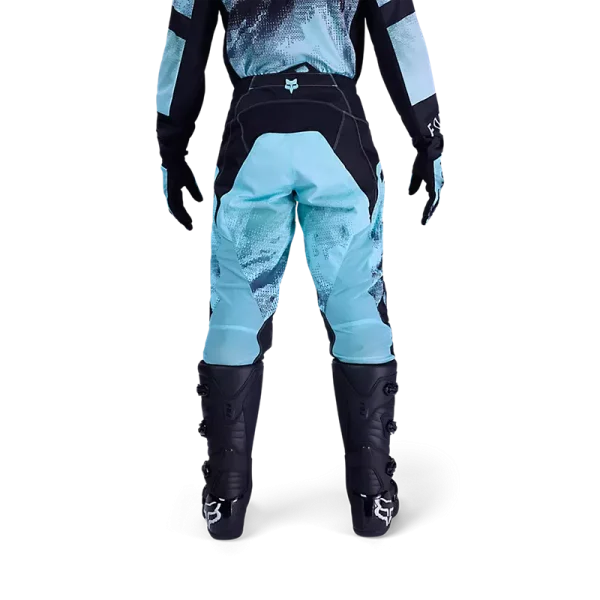 מכנסי רכיבה FOX 180 Kairos – מבט אחורי