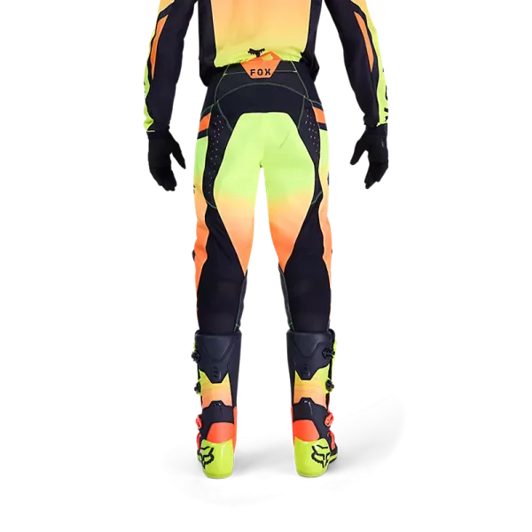 מכנסי רכיבה FOX 180 Shield – מבט אחורי
