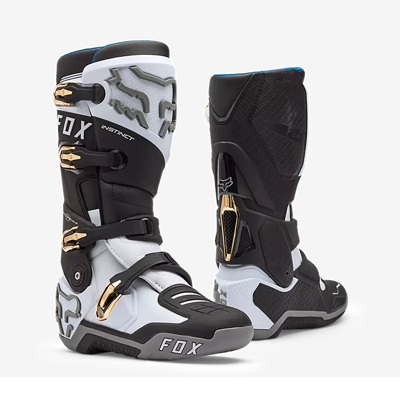 מגפי רכיבה FOX Instinct לבן שחור אפור – מבט צד וקדמי
