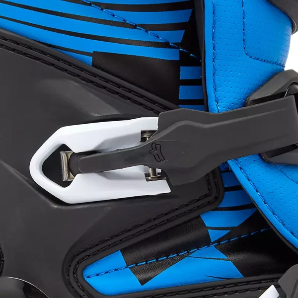 מערכת האבזמים במגפי רכיבה FOX Comp