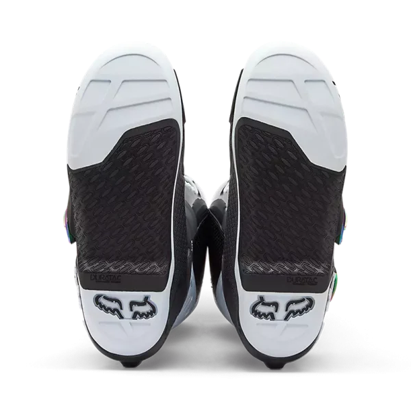 סוליית DURATAC® במגפי FOX Motion