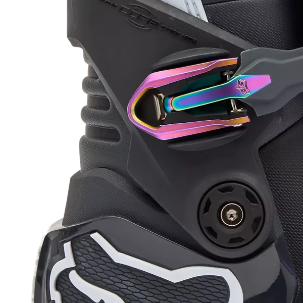 מערכת האבזמים במגפי רכיבה FOX Motion